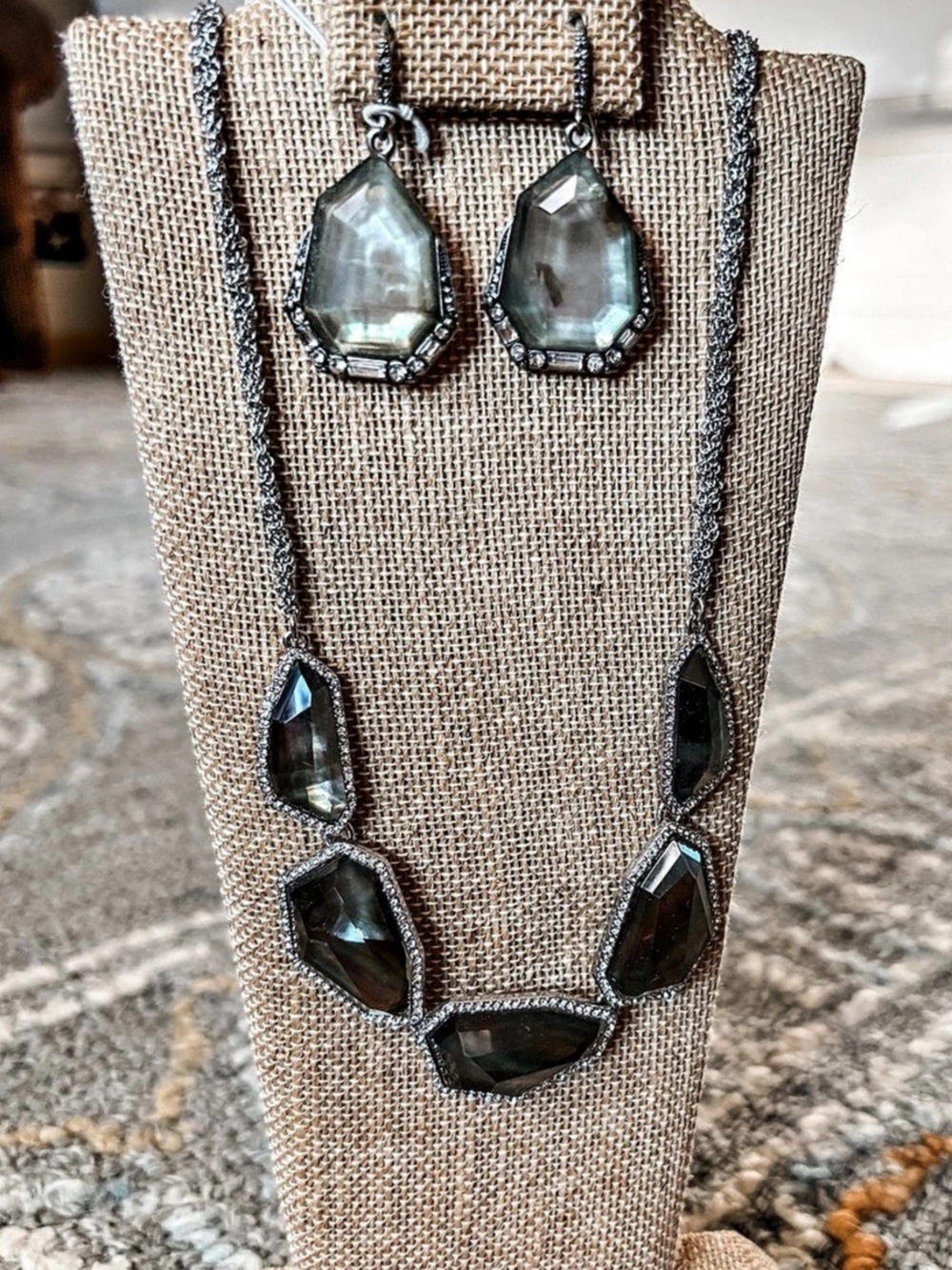 Like new Chloe & Isabel Abalone & Antiqued Silver Statement Necklace & Earrings